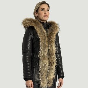 Elegant Black Leather Jacket with Faux Fur Trim